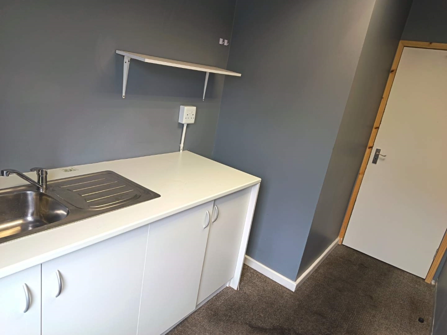 To Let Commercial Property for Rent in Paradyskloof Western Cape